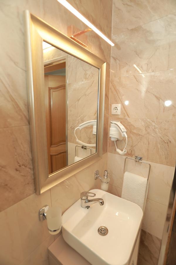 Hotel Cleon Prizren Dış mekan fotoğraf